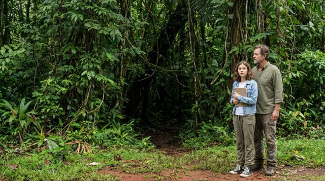 Sophie Richter en Panamá — una miniatura de personaje en 16:9 que muestra a la adolescente berlinesa bajo una luz tropical cálida durante su visita.